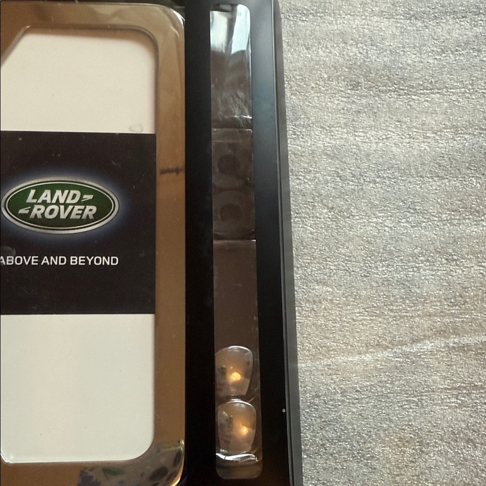 Range Rover Evoque License Plate Frame - Picture 7 of 8